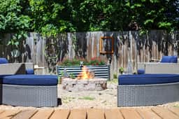 Austin Oasis with Cowboy Pool Close to Downtown