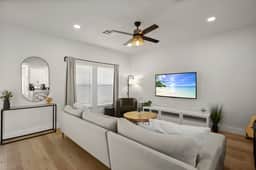 Modern 5BR Getaway Near Vibrant Austin Life