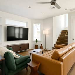 Elegant Retreat • Bright 3BR • Prime Stay