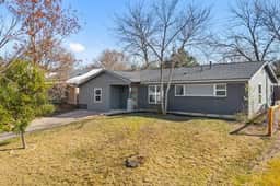 4BR ATX Home w/ Cowboy Pool, Fire Pit + Pool Table
