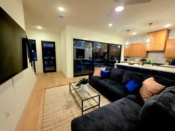 Luxe Rainey DTown Oasis | Private Pool + Hot Tub
