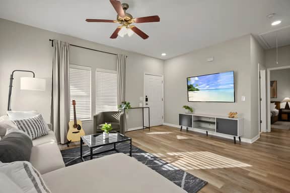 Chic Austin Getaway Steps from Bustling Downtown