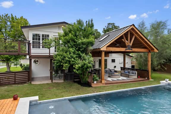 Luxury Villa Retreat, Pool, Hot tub & Fun