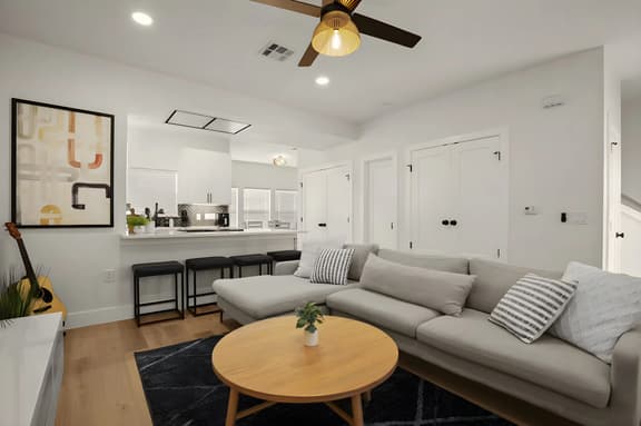 Modern 5BR Getaway Near Vibrant Austin Life