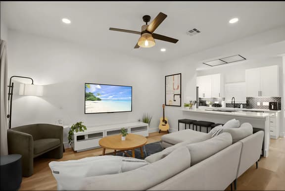 Modern 3BR Retreat Near Downtown Austin