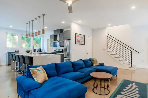 10BR Retreat w/ Hot Tub, Steps to Downtown